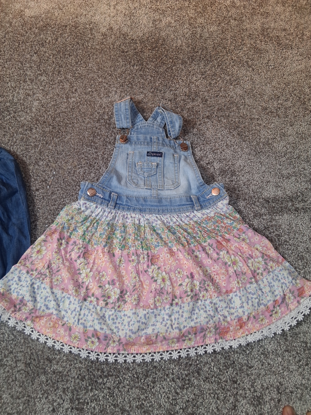 GAP Girls Mixed Dresses Bundle - Blue, Red, Striped, Floral, Cream - Picture 5 of 6
